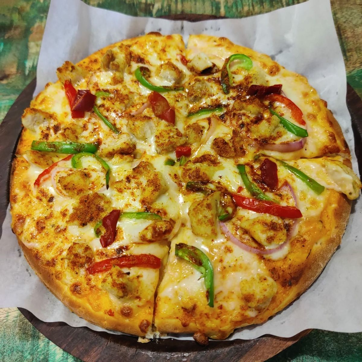 Capsicum & Paneer Pizza
